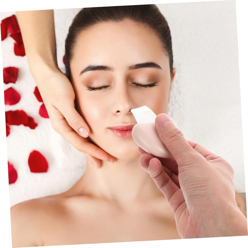 Metal Blackhead Scraper Tool for Facial Care Portable Pimple Removal Instrument for Women Comedone for Safe and Gentle Skincare Versatile Treatment Tool